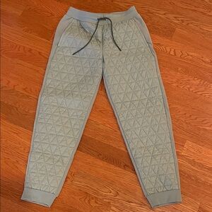 Athleta Diamond-Pattern Joggers in Light Gray